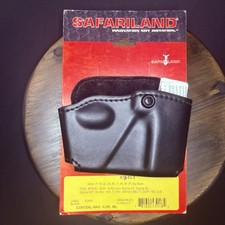 Safariland 573 GLOCK 17 / 22 Magazine Handcuff Pouch Open Top Paddle