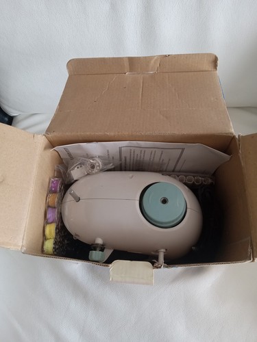 Sewing Genie Professional Style Sewing Machine Compact, Lightweight W/Extras New - Picture 15 of 15