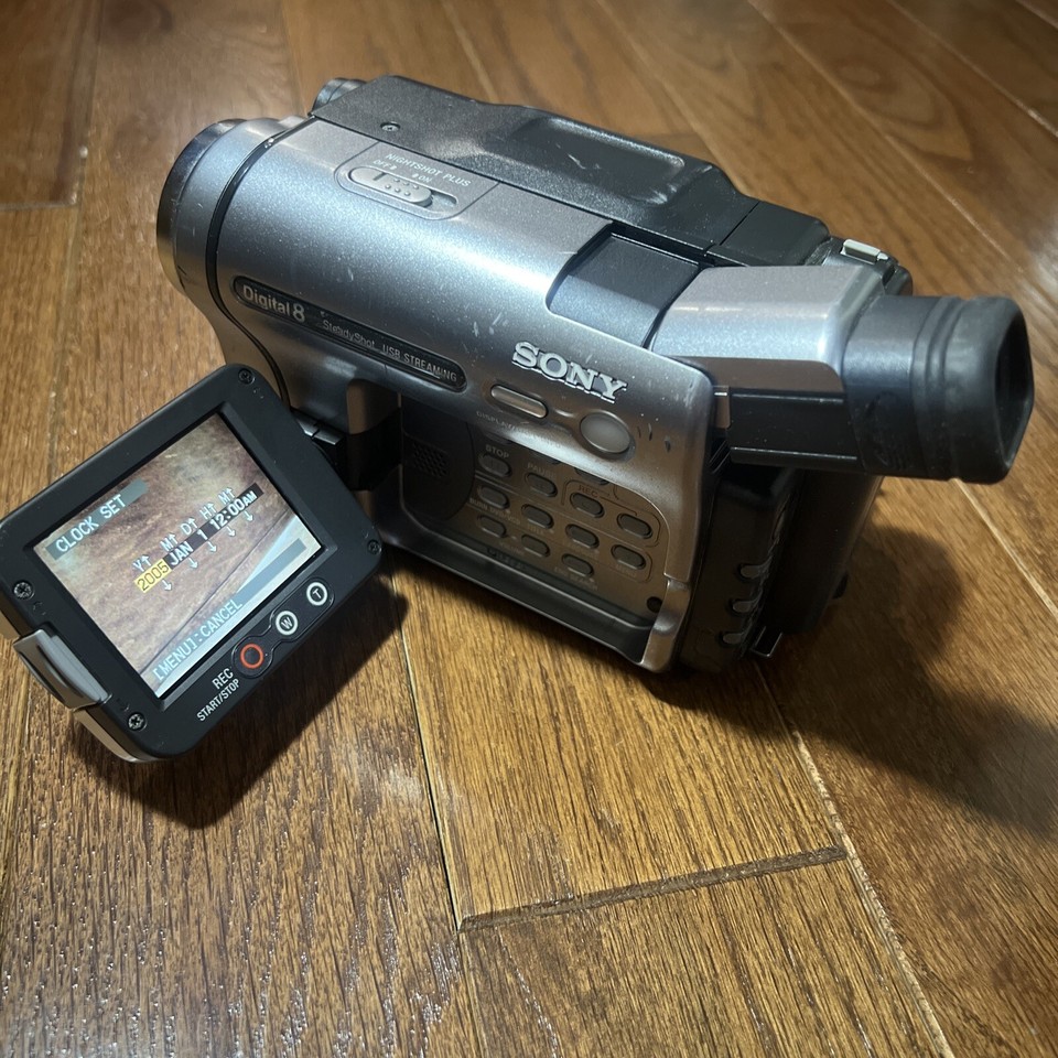 Sony Handycam DCRTRV280 Digital 8 Camcorder 27242666627 eBay