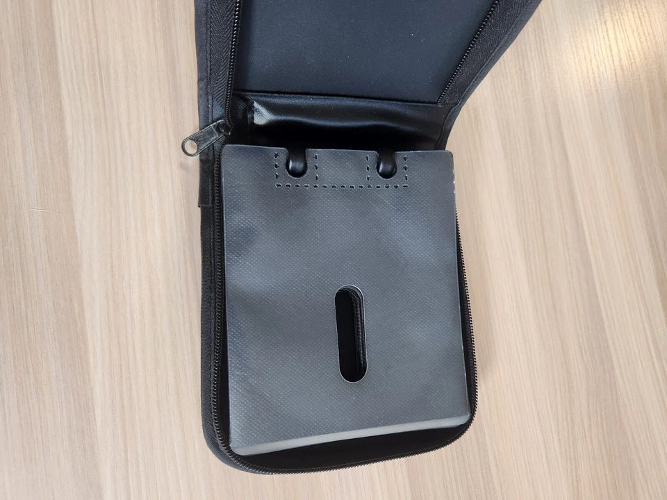 IMATION Black Zippered Storage Tote CD Carrying Case Holds 22 CDs - Image 3 of 4