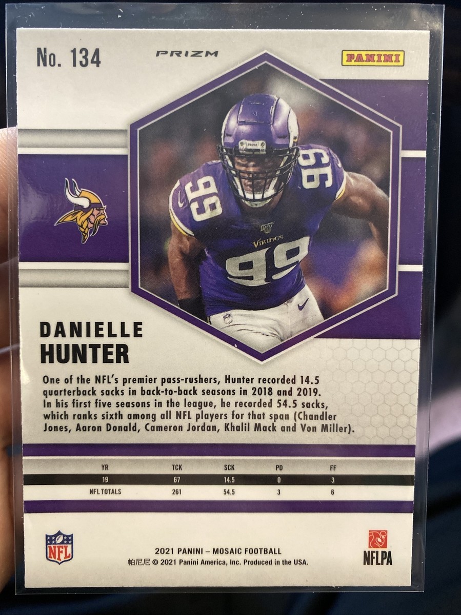 2021 Panini Mosaic NFL Danielle Hunter #134 Genesis Case Hit SSP
