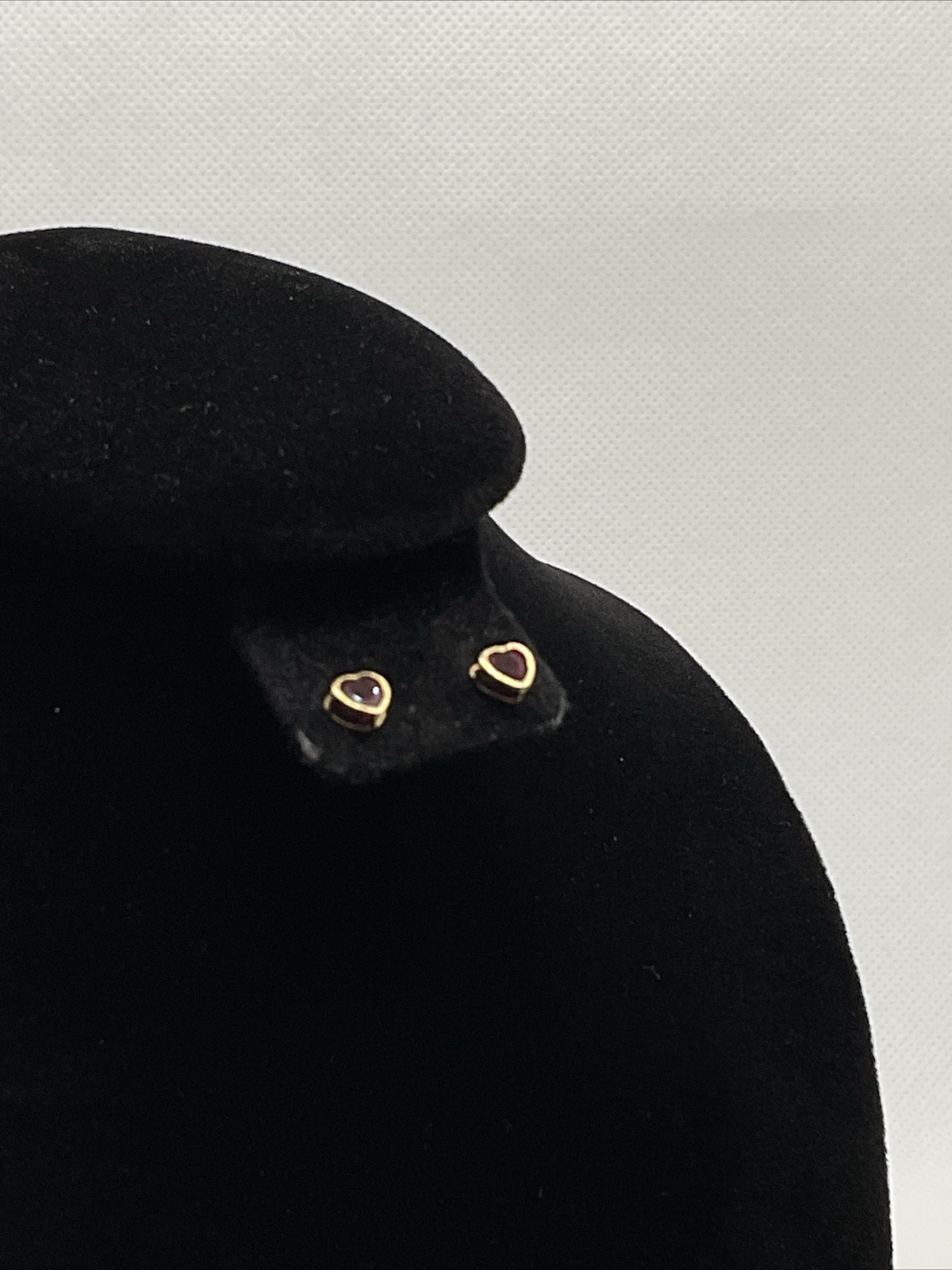 CUTE Solid 14K Yellow Gold Created Ruby HEART Sha… - image 4