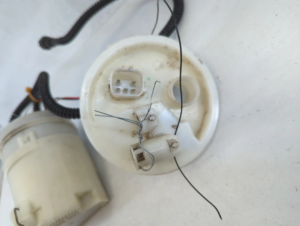 2007 Jeep Dispatcher Electrical Gas Fuel Pump Assembly ETRX6 - Изображение 2 из 4