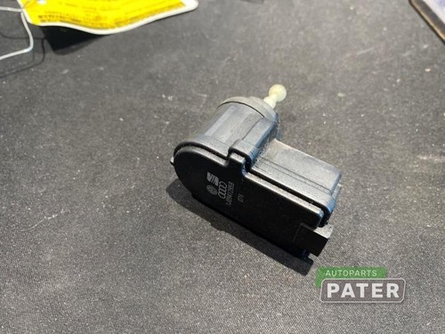 Stellmotor Scheinwerfer links VW Polo IV 9N, 9A 1J0941295B P3853684