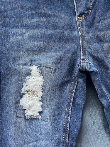 NWT BEAUTEES Premium Denim Jeans Bling Distressed Sparkle Glitter Girls SIZE 12 - Picture 3 of 16