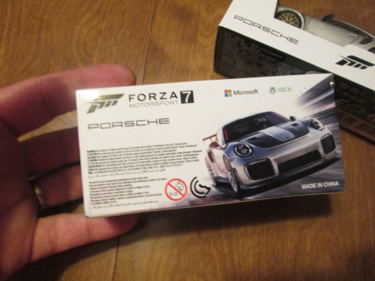 Forza Motorsport Porsche 1/43 scale Promo from MICROSOFT XBOX ONE CAR READ
