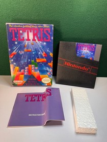 Tetris (Nintendo NES, 1989) Complete CIB with Near Mint cartridge Authentic.