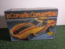 MPC 75 Corvette Convertible 1:25 Plastic Mode...