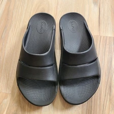 OOFOS Oolala Slide Sandal Black Size M7, W9