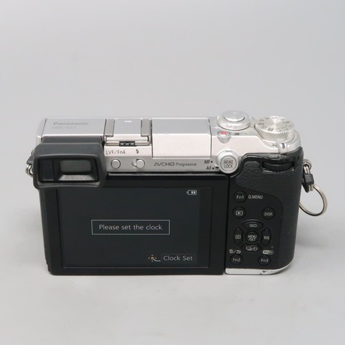 Panasonic Lumix DMC-GX7 Mirrorless MFT (Micro Four Thirds) Camera Body {16MP} - Picture 6 of 10