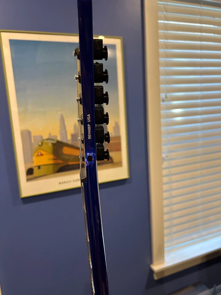 Original 1990's Parker Fly in Majik Blue with Vibrato - Image 3 of 4