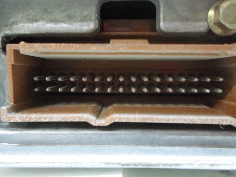 MÓDULO DE CONTROL ABS JEEP CHEROKEE 1989 1990 1991 56004948 S101730001C OEM Foto 4 de 4