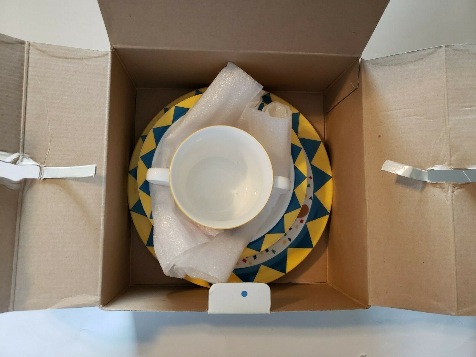 GEAR KIDS BONE CHINA 3PC CHILD SET! Marching Bears Plate Bowl Cup NEW OPEN BOX!