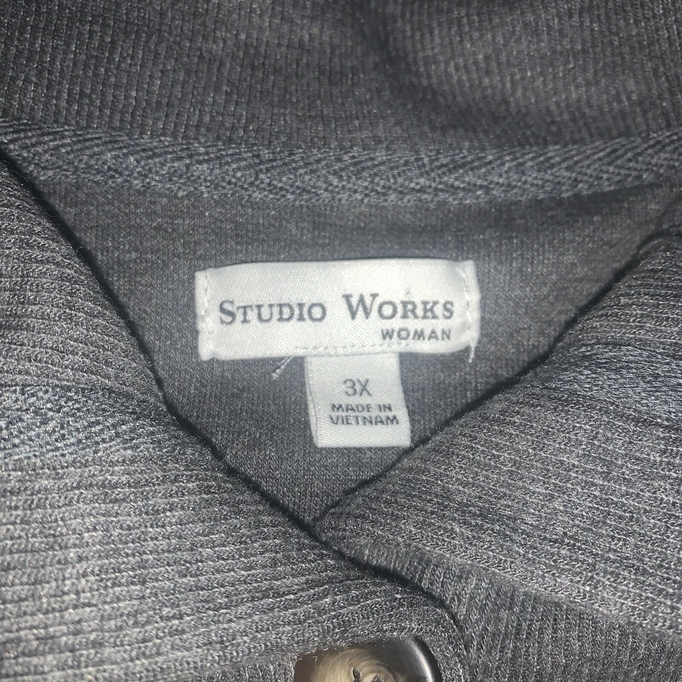 Studio Works Womens Sweater Cardigan Buttoned Collared/Pockets Size 3X #1121 - Image 4 of 4
