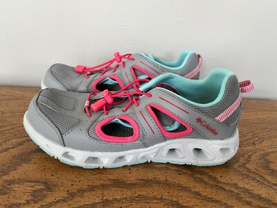 COLUMBIA Techlite Omni-grip Hiking Sandals Shoes Girls / Women s Size 4