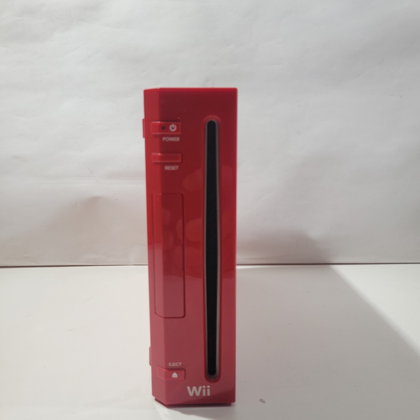 Nintendo Wii Red RVL001 GameCube Compatible Console Bundle W/ 8 Games