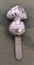 THE INNISKILLING FUSILIERS SMALL CAP BADGE