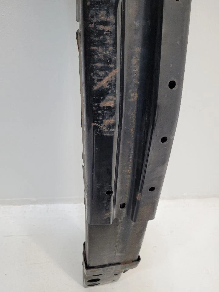 2008 - 2017 BUICK ENCLAVE Front Bumper Reinforcement Foto 3 de 4