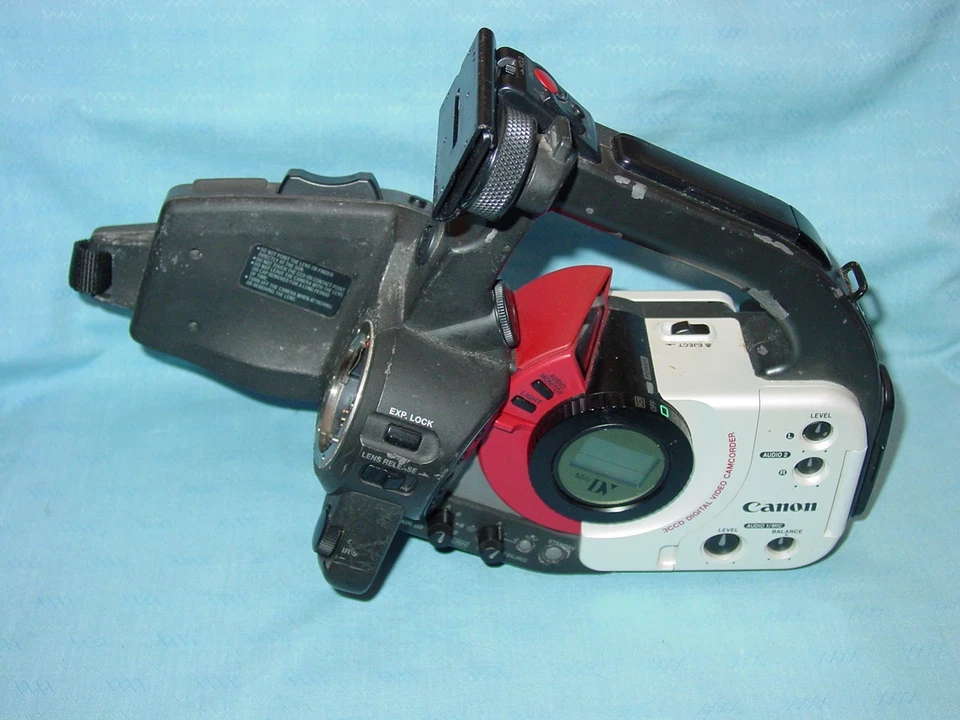 CANON DM XL-1 Video Camara per hobbisti!!! - Immagine 2 di 4