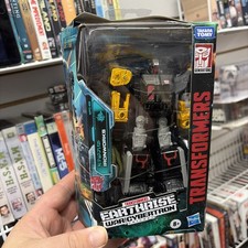 Transformers War for Cybertron Trilogy Earthrise Deluxe Class Figure Ironworks