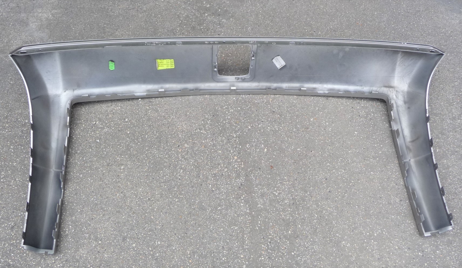 2010-2014 Rolls Royce Ghost radiator grille upper Cover Bezel 51117241333 OEM