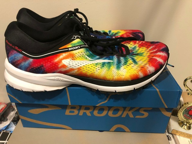 brooks launch 5 tie dye