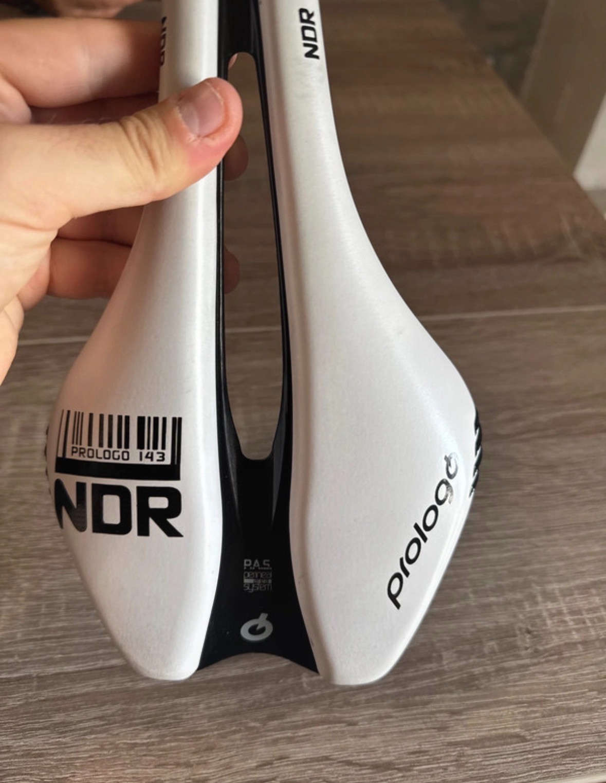 Prologo Dimension NDR T4.0 Sella - 14,3cm - Nero