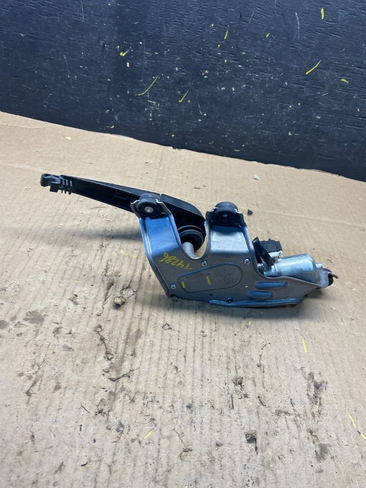 Motor limpiaparabrisas trasero Scion xD 2008 a 2014 OEM t4286 DG Foto 4 de 4