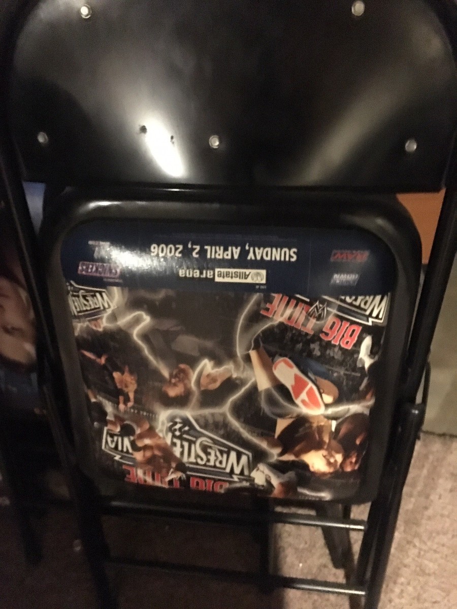WWE WrestleMania 22 特別リングサイド パイプ椅子 Wrestlemania 22 Chair, Feat John Cena, Triple H, Rey