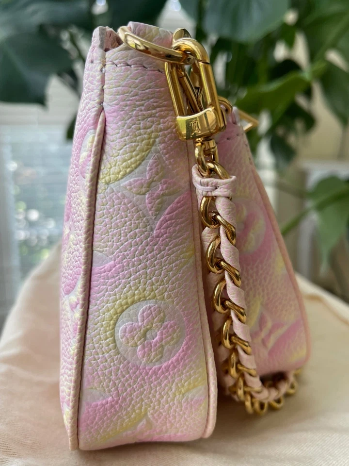 Louis Vuitton Empreinte Cuero Multi Pochette, StarDust (Rosa y Amarillo) Foto 4 de 4