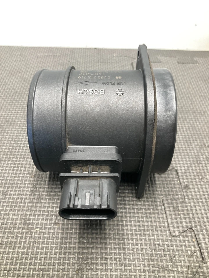 05-11 Cadillac STS 3.6L MAF medidor de flujo de aire másico sensor módulo de carcasa OEM Foto 3 de 4