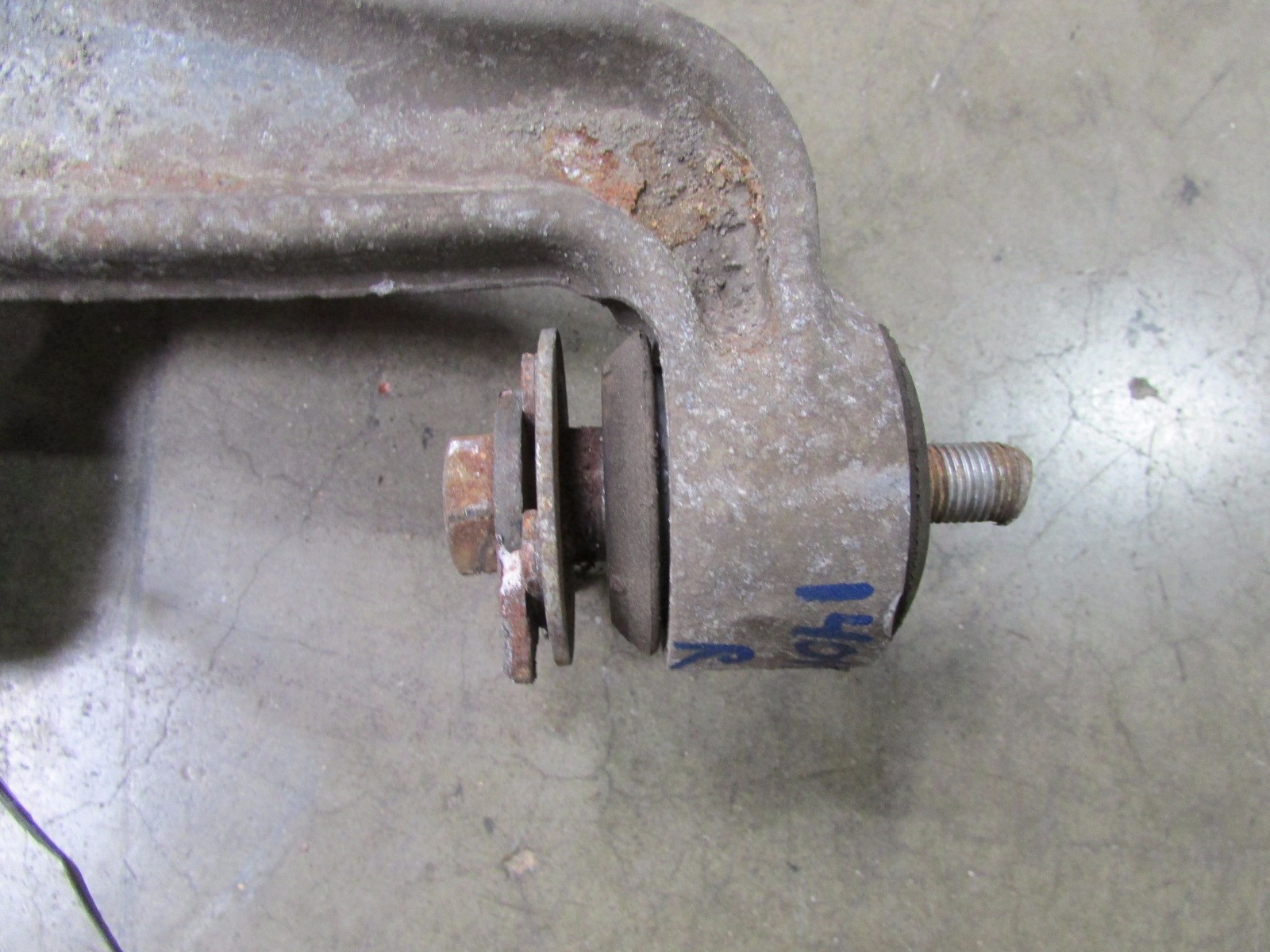 Maserati Quattroporte, RH, Right Rear Upper Control Arm, P/N 199811, Used
