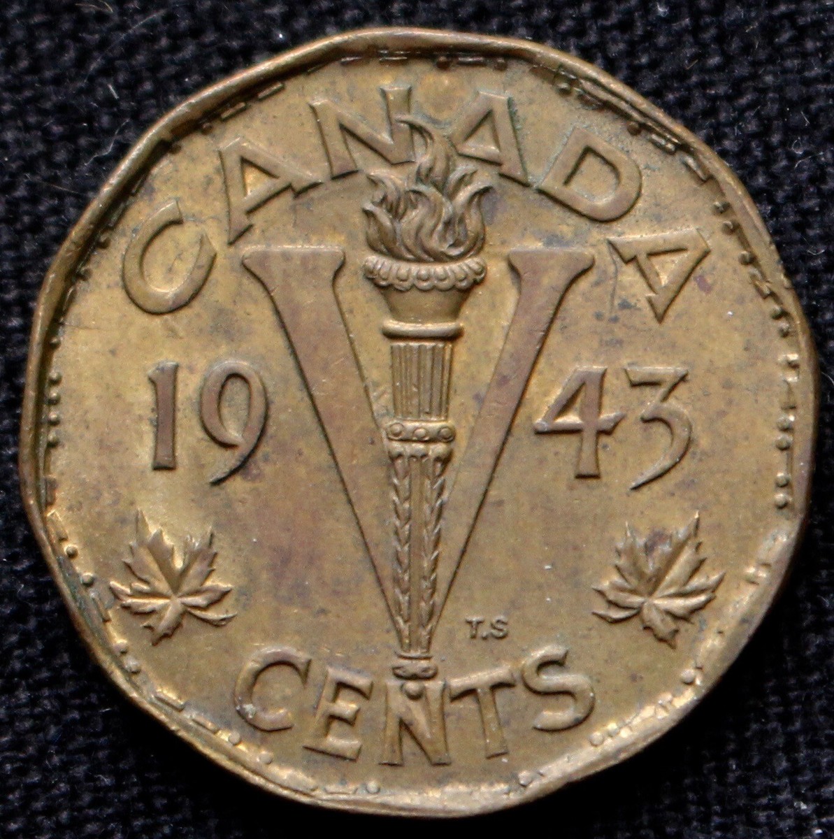 1943 CANADA 5 CENTS - TOMBAC - VICTORY NICKEL SUPPORTING THE WAR