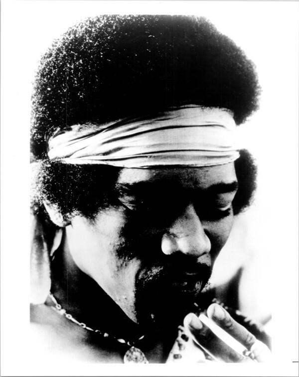 elfbar nachfüll pod läuft aus Jimi Hendrix