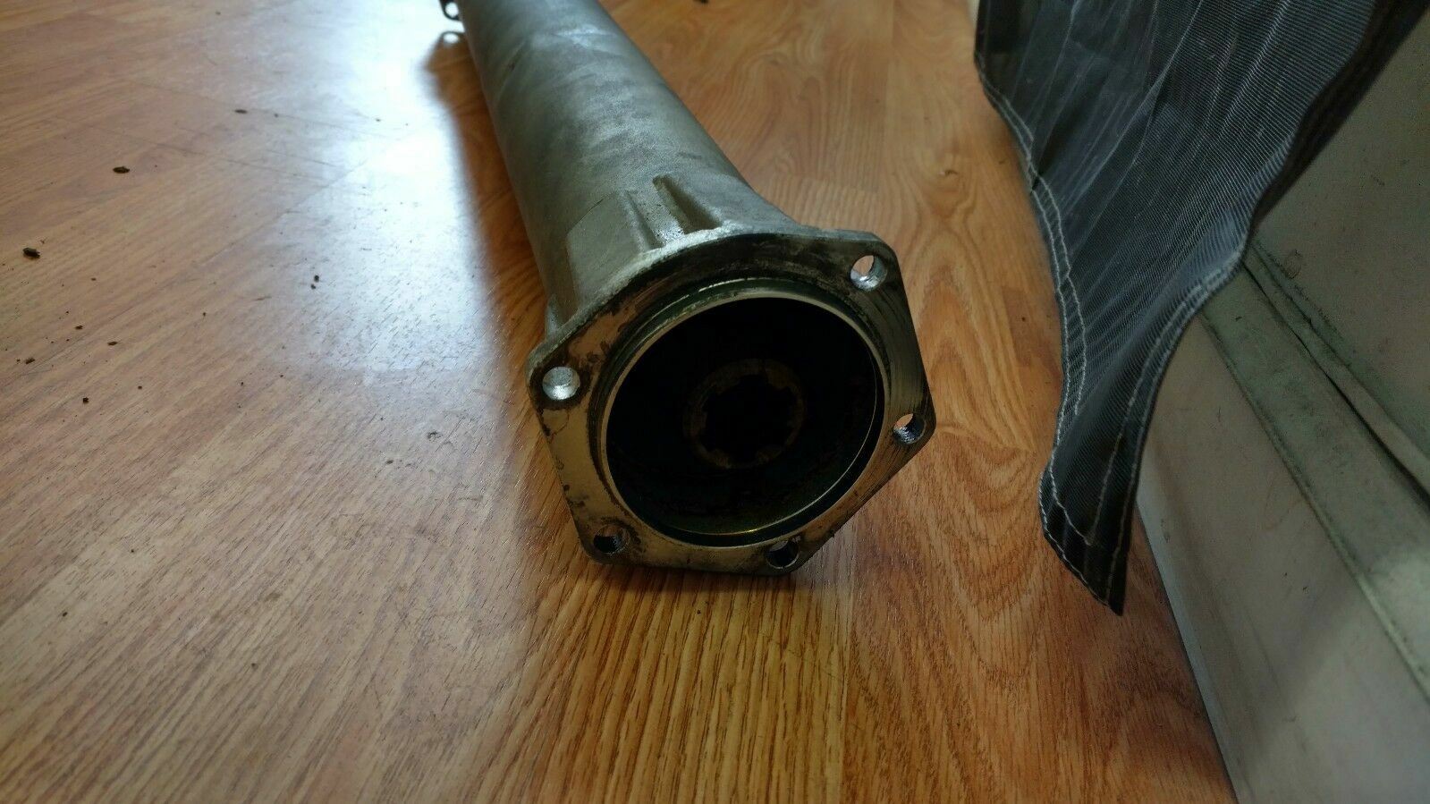LAMBORGHINI MURCIELAGO TORQUE TUBE DRIVE SHAFT OEM 410521136A