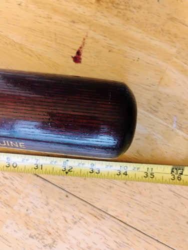 Louisville Slugger Wooden Baseball Bat Genuine Model 34in 33oz - Picture 6 of 7