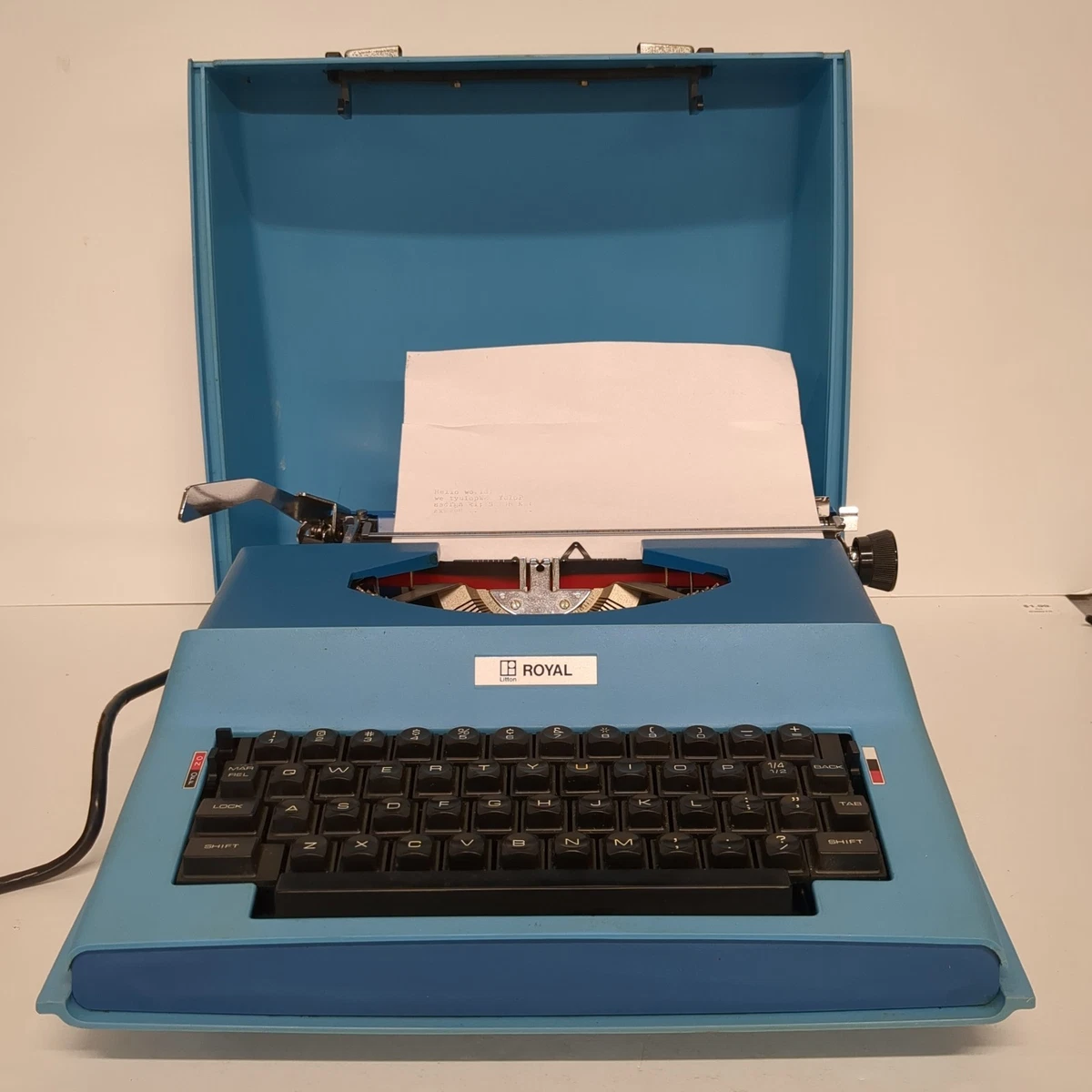 Royal Model 10 Typewriter In Collectible Typewriters for sale | eBay