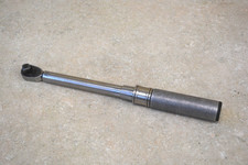 Snap-on 38 Drive Torque Wrench Qd2r200 Pre-owned Free Shipping Snap-on 38 Drive Torque Wrench Qd2r200 Pre-owned Free Shipping