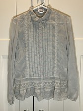 Johnny Was Blouse Women S Light Gray Vertical Pin-Tucks Buttons Embroidery Boho