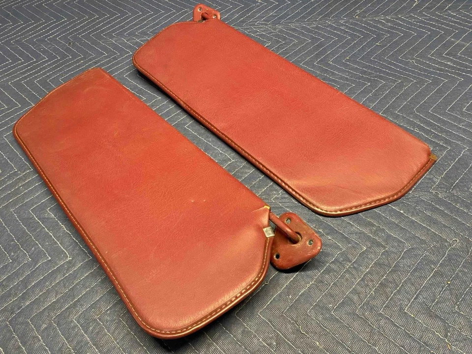 VISERAS DE SOL 73-87 para camioneta Chevy GMC en vinilo rojo granate 73-91 CUERPO CUADRADO K5 Blazer Foto 3 de 4