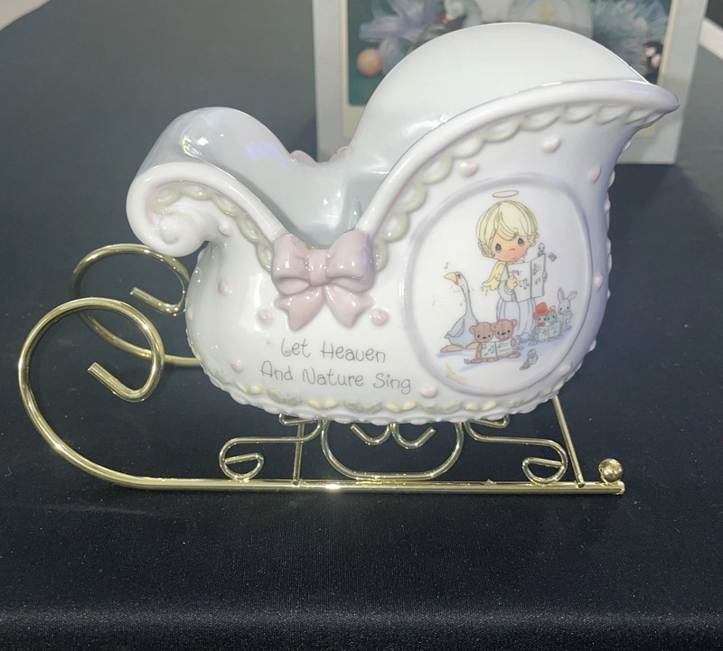 Vintage Precious Moments "Let Heaven And Nature Sing" Porcelain Musical Sleigh