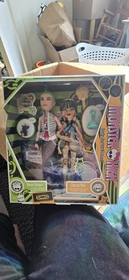 Monster High Creeproduction Cleo De Nile and Deuce Gorgon Doll 2-Pack Set  NEW