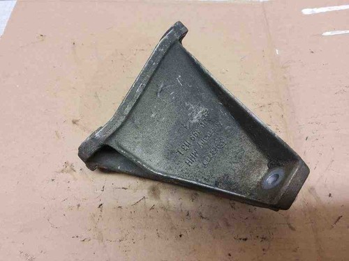 AUDI A4 8D2, B5 Getriebehalter 8D0399113L 1.60 Petrol 1997 32544133