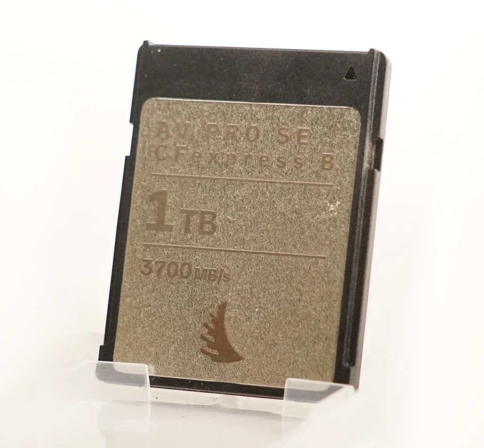 Tarjeta de memoria Angelbird AV PRO SE CFexpress V4 1T de alta velocidad hasta 12 K+ RAW Foto 2 de 4