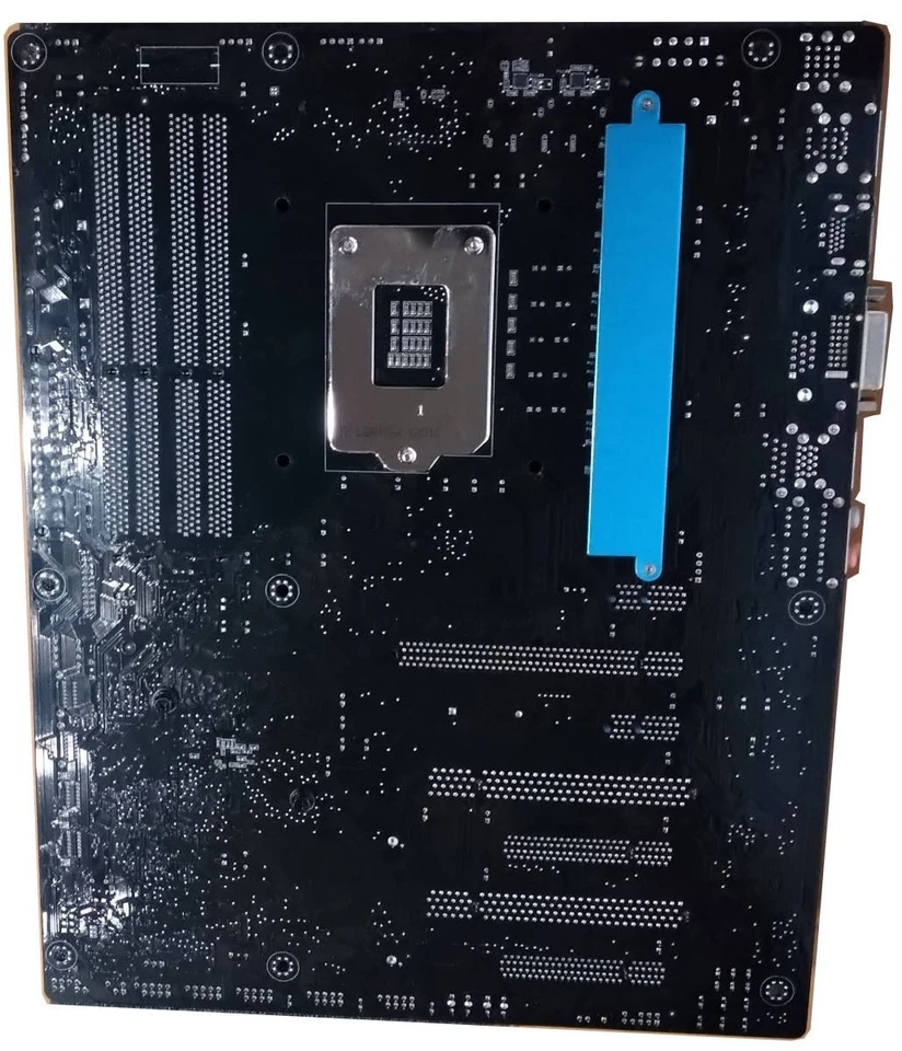 Carte mère ASUS P8Z68-V PRO GEN3 LGA1155 cache socket occasion BIOS mise à... - Photo 3/4