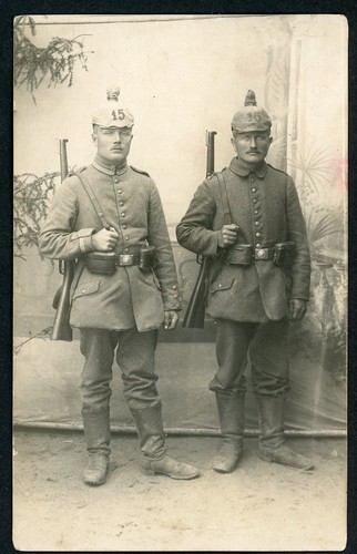 RARE German WW1 Photo Soldiers w/ Gewehr 91 Carbine Rifles, Spike Helmets Gew 91