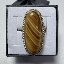 Anillo Vintage Avon Arenas Brillantes Vidrio Pórfido Bandas Tono Dorado Talla 5.5