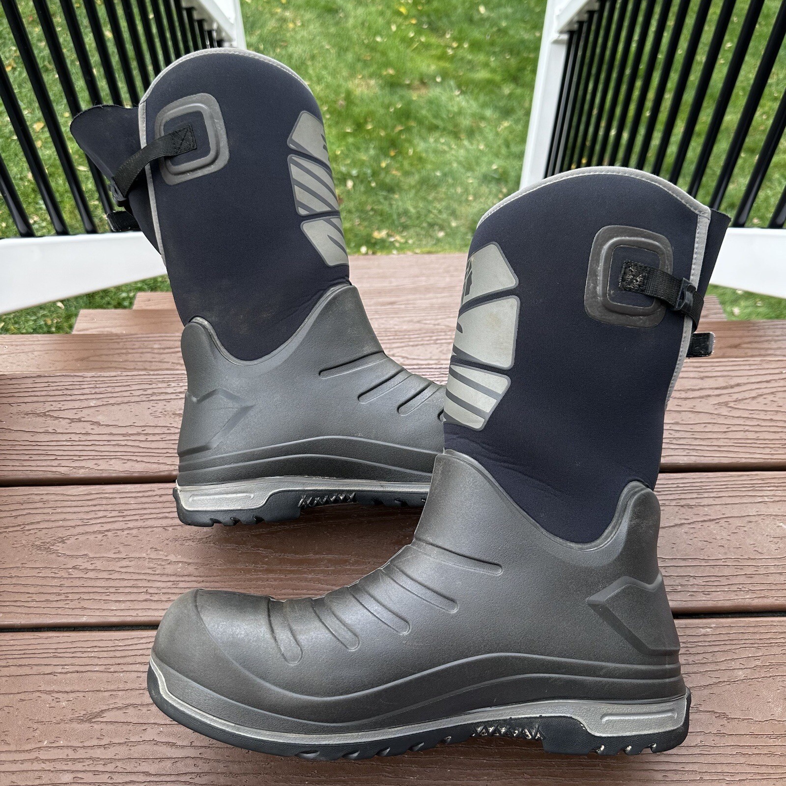 Lacrosse Aero Insulator Polyurethane Outdoor 14” Boots Black Gray Men’s