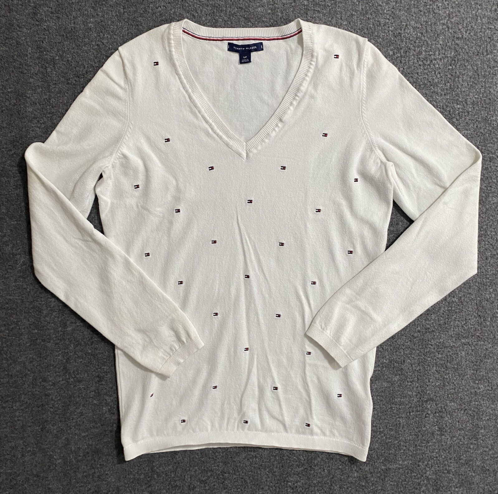 Vintage Tommy Hilfiger white V-neck sweater for women size S