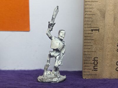 Grenadier 5002 (i) W51 Skeleton Metal Miniature Fantasy